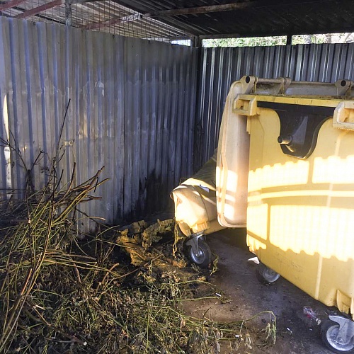 В Твери за одну ночь сожгли 12 мусорных контейнеров